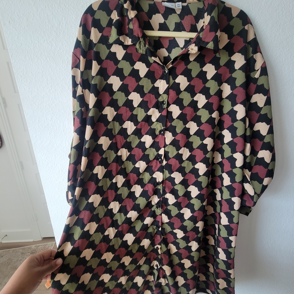 Geometric Patterned Button-Up Dress - Picture 2 of 7